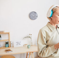 senior woman with tablet pc 1200 776